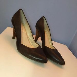 Tahari heels